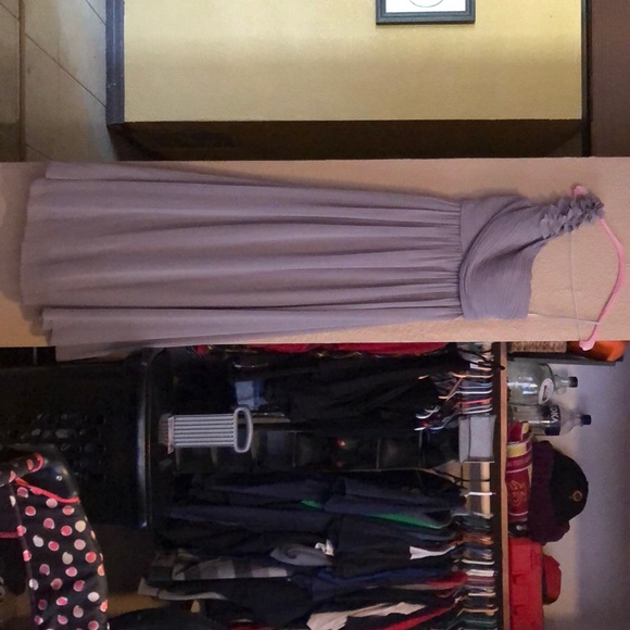 One shoulder gown - Picture 2 of 6